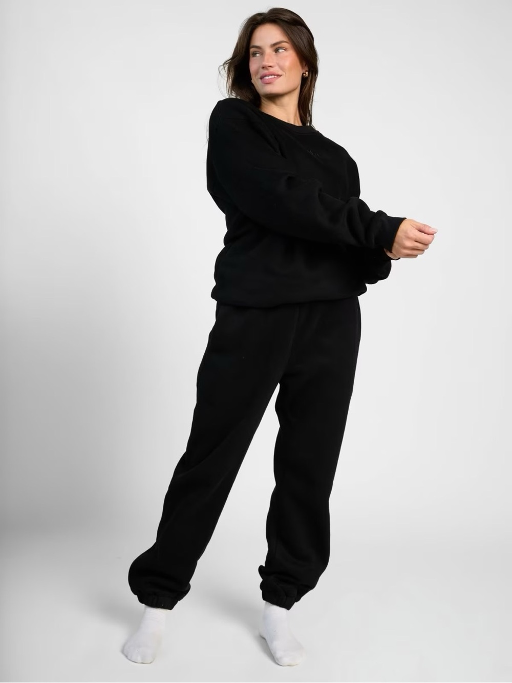 Black Women's Crewneck Sweatshirt - Classic Cozy Pullover